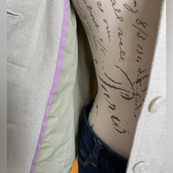 Fitted Off White Linen Blazer with Matching Belt SZ 12/LARGE by Isaac Mizrahi - Picture 3 of 4